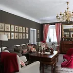 Апартаменты Itha's Secret Escape