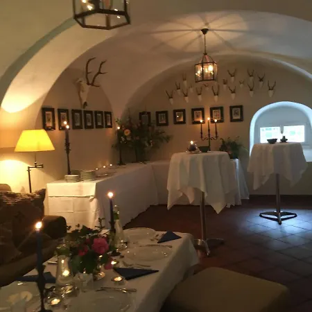 Forsthaus Langschlaegerwald *