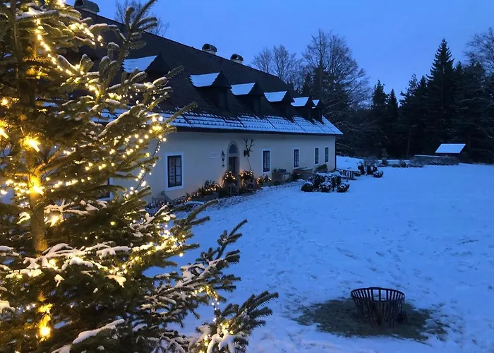 Itha's Secret Escape *