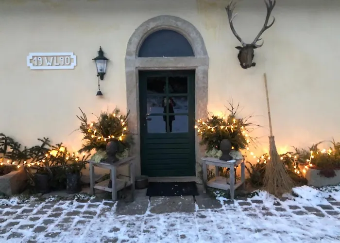 Itha's Secret Escape *